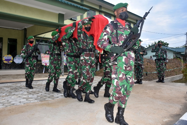  Tiga Prajurit Gugur Lagi di Papua